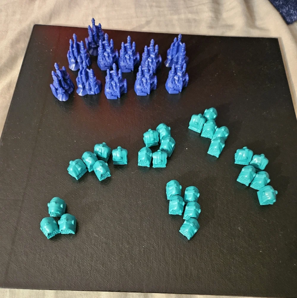 2001 Monopoly Disney Edition Replacement 28‎ Cottages And 11 Castles